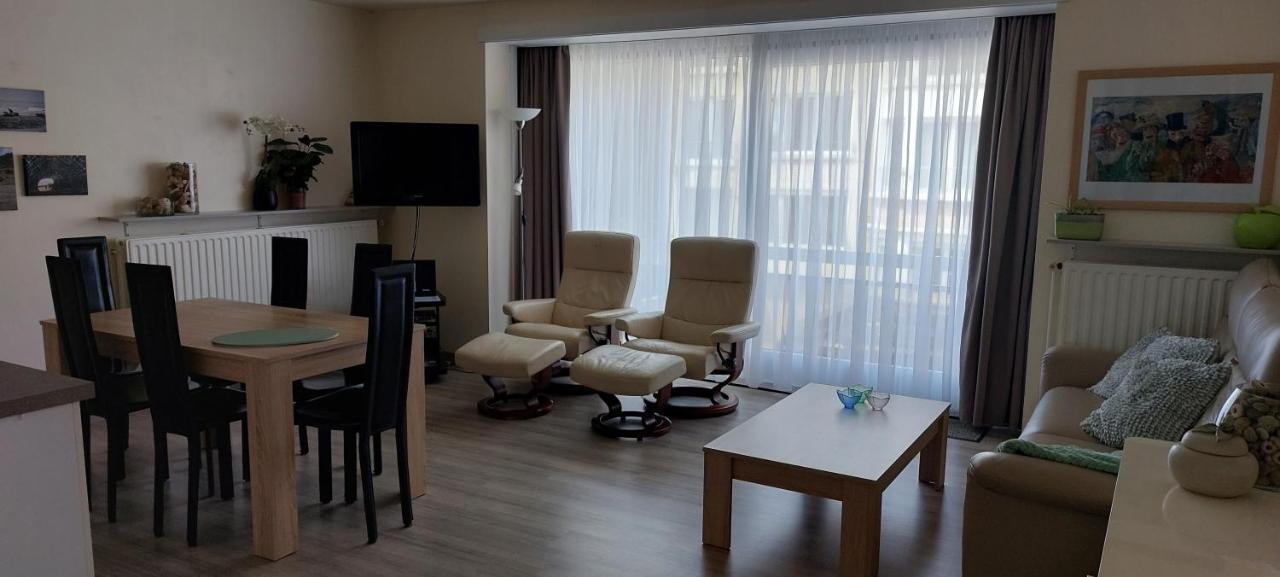 Ferienwohnung Koksijde Gabbiano 104 En Parking Exterior foto